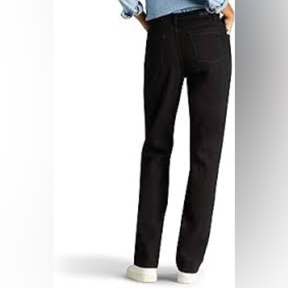 🍁 BLACK FRIDAY DEALS!🦃 NWT Women's Lee Relaxed Fit Straight Leg Black Jeans - Picture 3 of 10